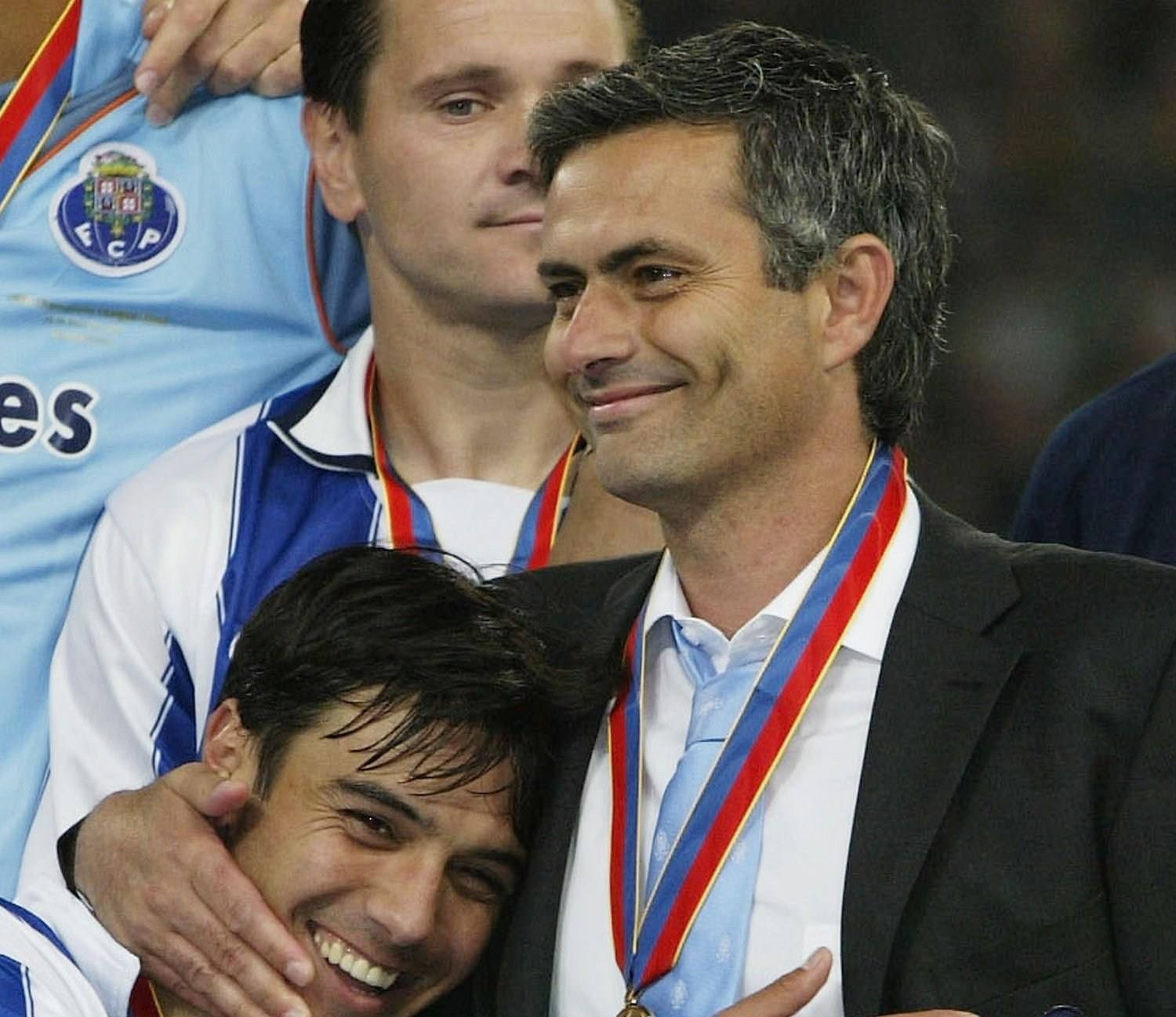 今晨波尔图防线松动：德甲节点到来；赛场秩序良好；细节决定成败的简单介绍lol竞猜